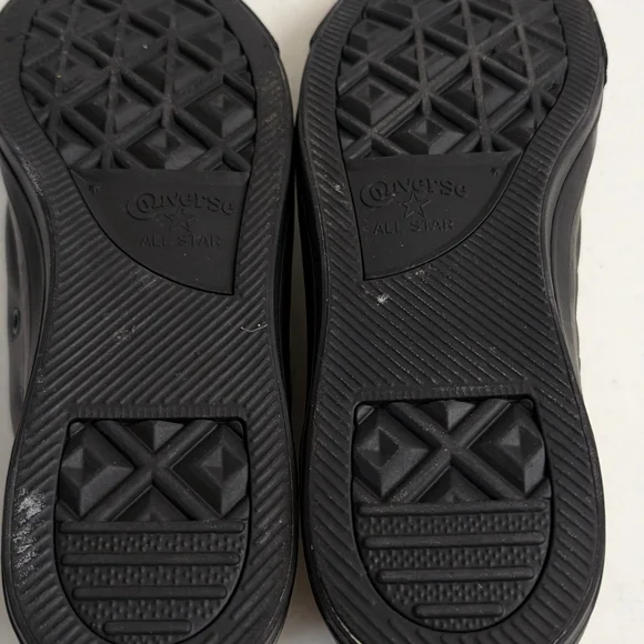 Converse Chuck Taylor Shoes All Star HighTop Black Leather 135251C Mens Size 11 - Picture 6 of 12